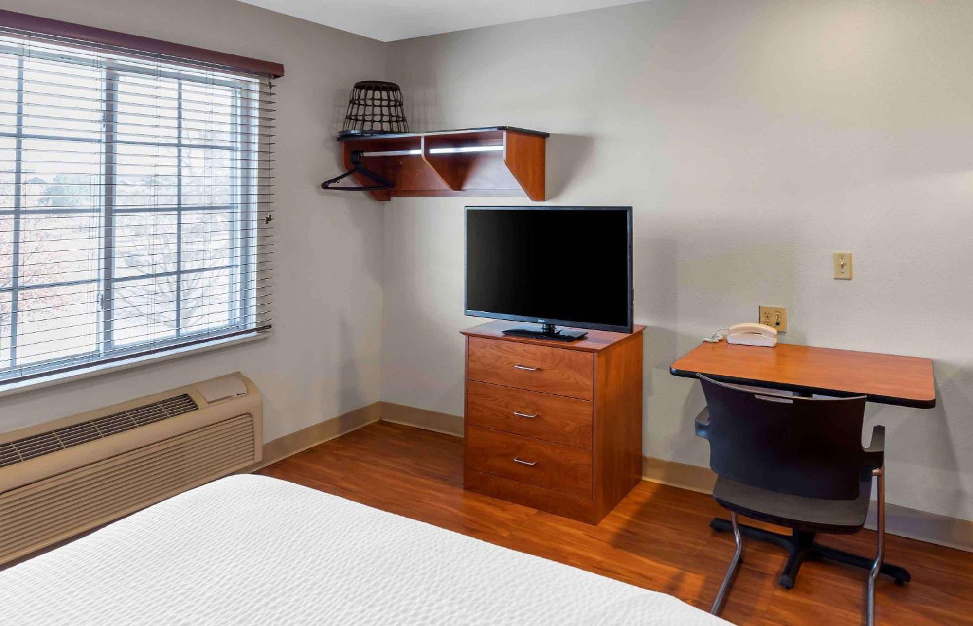 Extended Stay America Select Suites - Wichita - Airport Zewnętrze zdjęcie