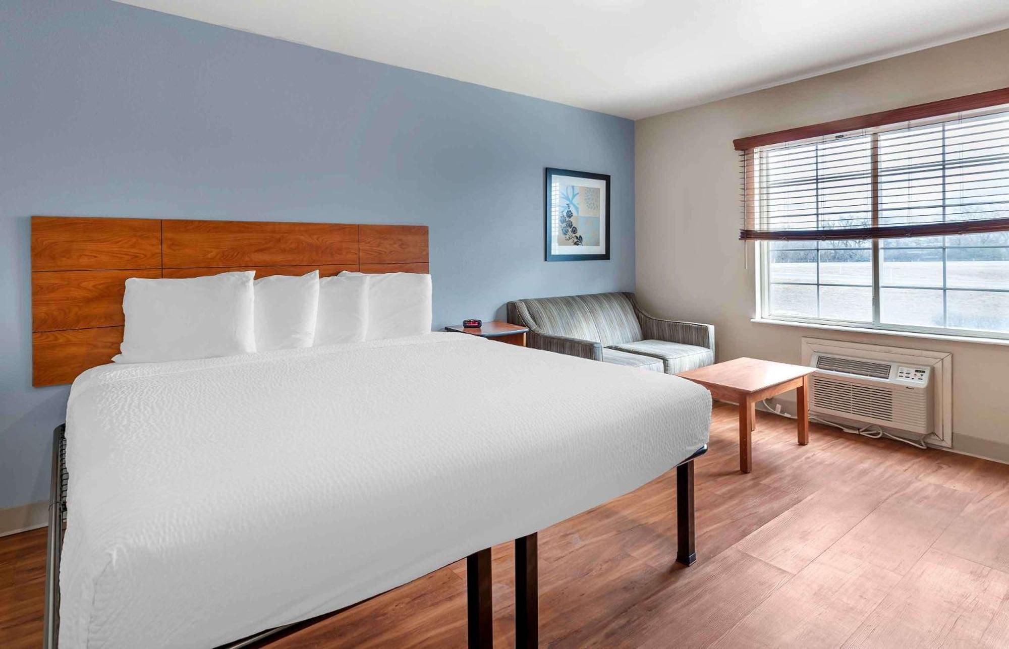 Extended Stay America Select Suites - Wichita - Airport Zewnętrze zdjęcie