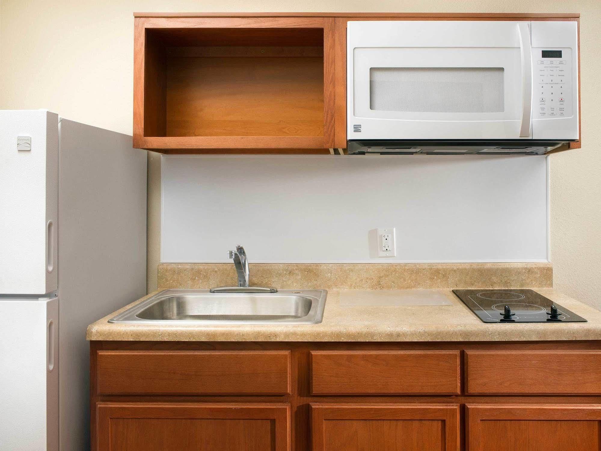 Extended Stay America Select Suites - Wichita - Airport Zewnętrze zdjęcie